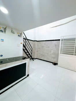 BÁN MINI HOUSE CÓ THU NHẬP ỔN ĐỊNH 32TR/THÁNG NGAY TRỤC CHÍNH HẺM 12 NGUYỄN TRÃI, CẦN THƠ