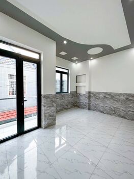 BÁN NHÀ 1T1L đúc, TRỤC CHÍNH HẺM THÔNG, cách MT Trần Nam Phú chỉ 30m