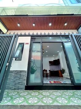 BÁN NHÀ 1T1L, MỚI ĐẸP - ĐÃ HOÀN CÔNG đầy đủ - NẰM KẾ CHỢ AN CƯ