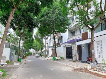 BÁN NHÀ 2 LẦU MỚI XÂY KDC NAM LONG ĐẦY ĐỦ NỘI THẤT CAO CẤP