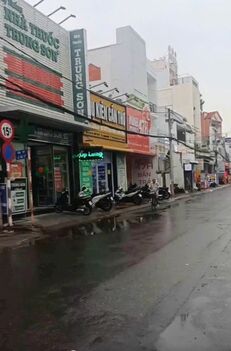BÁN NHÀ 2 MẶT TIỀN ĐƯỜNG XÔ VIẾT NGHỆ TĨNH ĐANG CHO THUÊ 20TR/TH