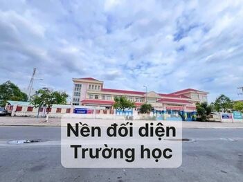 Bán GẤP Nền - MẶT TIỀN - vị trí đẹp✔Đối diện cổng trường Trần Hoàng Na