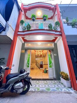 BÁN NHÀ 1T1L ĐẸP - NẰM NGAY ĐẦU HẺM. Hẻm 56 Trần Phú - Vị trí rất gần & đẹp