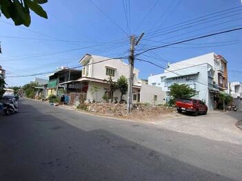 Bán nền góc hai mặt tiền đường trần văn nghiêm