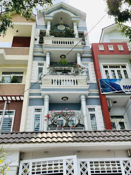 NHÀ 3 LẦU MẶT TIỀN ĐƯỜNG NGUYỄN VĂN CỪ, PHƯỜNG AN BÌNH - KDC HỒNG PHÁT, CẦN THƠ