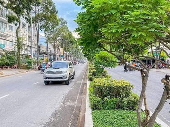 NHÀ 3 LẦU MẶT TIỀN ĐƯỜNG NGUYỄN VĂN CỪ, PHƯỜNG AN BÌNH - KDC HỒNG PHÁT, CẦN THƠ