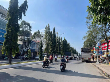 NHÀ 3 LẦU MẶT TIỀN ĐƯỜNG NGUYỄN VĂN CỪ, PHƯỜNG AN BÌNH - KDC HỒNG PHÁT, CẦN THƠ