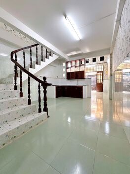 Bán Nhà Lầu Lửng, Hẻm Sạch Sẽ, Gần Siêu Thị (Hẻm 28 Mậu Thân, Gần Siêu Thị Lotte)