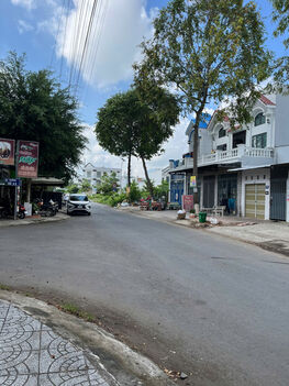 BÁN NỀN CÓ KHO TRÊN ĐẤT , ĐƯỜNG SỐ 3, KDC HỒNG PHÁT (KHU B)