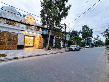 BÁN NHÀ MẶT TIỀN XUÂN THUỶ  KDC HỒNG PHÁT, AN BÌNH, CẦN THƠ  NHÀ LẦU CAO CẤP FULL NỘI THẤT, GIÁ TỐT