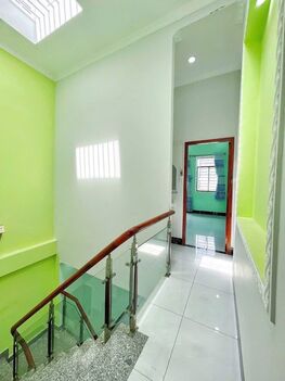 BÁN NHÀ 1T1L, Ngay TRUNG TÂM - Gần ĐHCT, NHÀ RỘNG ĐẸP - HOÀN CÔNG