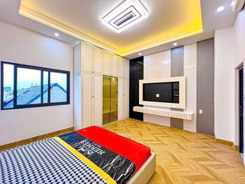 BÁN NHÀ 2Lầu - TRỤC CHÍNH - HỒNG LOAN✔️Mặt Tiền KDoanh, VPCTy, hoặc ở Sang trọng