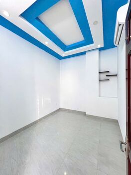 BÁN NHÀ 1T1L đúc, mới đẹp - HOÀN CÔNG đầy đủ (Nằm kế ĐẠI HỌC CÔNG NGHỆ CT)