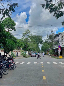 Bán nhà trệt 2 lầu mặt tiền Trần Văn Long, KDC Thới Nhựt 2, Cần Thơ - 5.99 tỷ
