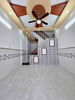 BÁN NHÀ 1T2L đúc, Mặt Tiền, gần sát chợ An Khánh (Cách trường ĐHYD Cần Thơ chỉ 300m)