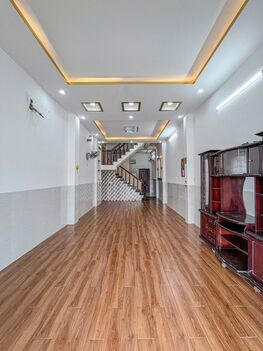 Bán nhà 1T1L, mặt tiền Tầm Vu, vị trí đẹp KDoanh (Có Sẵn HĐ Cho Thuê)
