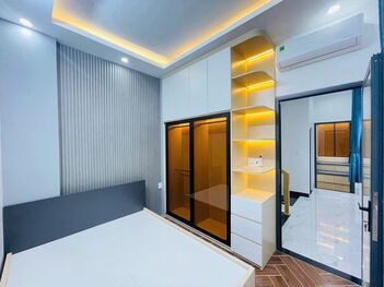 BÁN NHÀ 1T2L đúc mới, MẶT TIỀN (PHẠM HỮU LẦU). Vị trí đẹp vừa ở, KDoanh, VPCTy,...