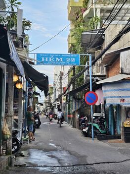 Nhà rẻ đẹp trung tâm