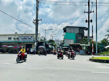 BÁN NỀN DIỆN TÍCH ĐẸP MẶT TIỀN TRẦN QUANG DIỆU NỐI DÀI, BÌNH THUỶ, CẦN THƠ