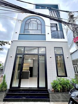 Nhà 1T1L đúc mới, GÓC 2MT HẺM, xe hơi tới nhà. Vị trí trung tâm, gần cầu Trần Hoàng Na