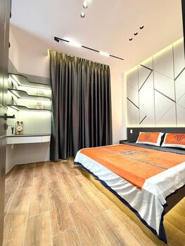 Nhà 1T1L đúc mới, GÓC 2MT HẺM, xe hơi tới nhà. Vị trí trung tâm, gần cầu Trần Hoàng Na