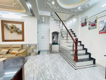 BÁN NHÀ 1T3L đúc, (GÓC 2MT + Trục Chính) Hẻm. Có luôn chổ để ÔTÔ trong nhà