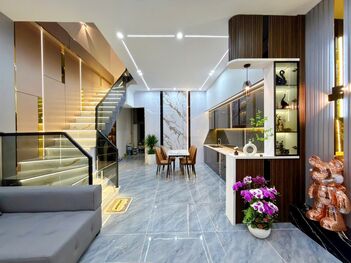 Bán nhà 1T1L đúc măt Mặt Tiền (KDC - VHTĐ). Tặng FULL Nội Thất