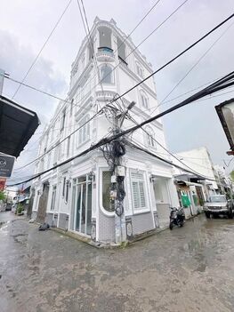 BÁN NHÀ 1T3L đúc, (GÓC 2MT + Trục Chính) Hẻm. Có luôn chổ để ÔTÔ trong nhà