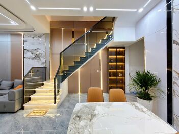 Bán nhà 1T1L đúc măt Mặt Tiền (KDC - VHTĐ). Tặng FULL Nội Thất