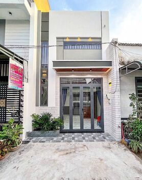 BÁN NHÀ 1 TRỆT 1 LỮNG đẹp (gần Chợ Bà Bộ). Trục chính Hẻm xe hơi tới nhà