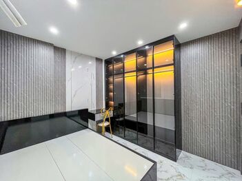 BÁN NHÀ 1 TRỆT 1 LỮNG đẹp (gần Chợ Bà Bộ). Trục chính Hẻm xe hơi tới nhà