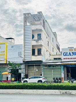 Nhà 3 lầu và sân thượng mặt tiền Nguyễn Văn Cừ (An hoà cũ), Cần Thơ