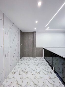 BÁN NHÀ 1 TRỆT 1 LỮNG đẹp (gần Chợ Bà Bộ). Trục chính Hẻm xe hơi tới nhà