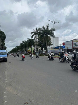 Bán nhà góc 2 mặt tiền đường 3 tháng 2 diện tích lớn, Ninh Kiều, Cần thơ