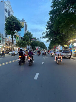 Bán cặp nhà 2 lầu mặt tiền Trần Hưng Đạo, Ninh Kiều, Cần Thơ