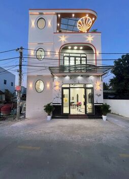 Nhà 2Lầu đúc, Góc 2MẶT TIỀN - BỜ KÈ RẠCH CÁI SƠN (Gần sát chợ An Bình, view cực kì đẹp)