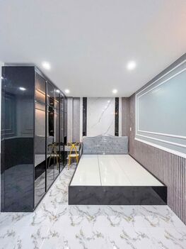 BÁN NHÀ 1 TRỆT 1 LỮNG mới đẹp (gần Chợ Bà Bộ). Trục chính Hẻm xe hơi tới nhà