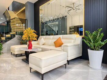 Bán nhà mặt tiền kdc hồng phát gần vòng xoay ngã năm hoàng quốc việt giá 6,150 tỷ