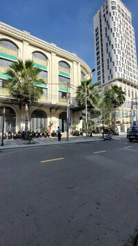 Bán hoặc cho thuê nhà diện tích rộng mặt tiền Phan Đình Phùng sát bến Ninh Kiều, Cần Thơ