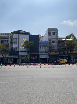 Nhà lầu vị trí đẹp mặt tiền Hùng Vương, Ninh Kiều, Cần Thơ giá 13 tỷ