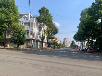 Cặp nhà 3 lầu góc 2 mặt tiền Trần Văn Trà và A4 KDC Hưng Phú, Cái Răng, Cần Thơ