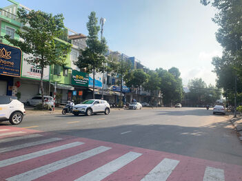 Cặp nhà 3 lầu góc 2 mặt tiền Trần Văn Trà và A4 KDC Hưng Phú, Cái Răng, Cần Thơ