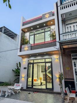 BÁN NHÀ 1T1L đúc MỚI - FULL NỘI THẤT, sổ hoàn công đầy đủ. Mặt Tiền vừa ở, vừa làm VPCTy,…