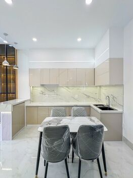 Bán Nhà 1T1L mới, Hẻm Trung Tâm Ninh Kiều, TẶNG NỘI THẤT. (Sổ hồng hoàn công)