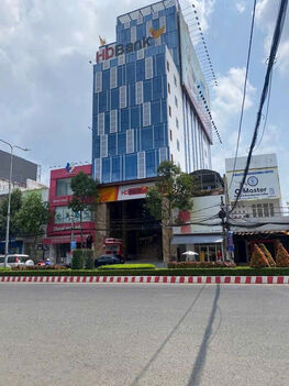 Bán gấp - Toà nhà 12 tầng mặt tiền Mậu Thân đang cho thuê dòng tiền tốt, Cần Thơ