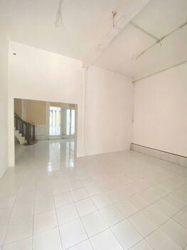 Bán gấp nhà diện tích rộng mặt tiền Trần Hưng Đạo trung tâm Thành phố Cần Thơ