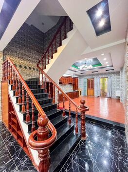 NHÀ 1 TRỆT 2 LẦU đường D6 –5x16m 80M² – GIÁ 4,85 TỶ – KDC HỒNG LOAN, CÁI RĂNG, CẦN THƠ