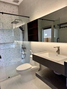 NHÀ 3 TẦNG 4PN FULL NỘI THẤT – 5X16M -80M² – KDC HỒNG LOAN, GẦN CẦU TRẦN HOÀNG NA