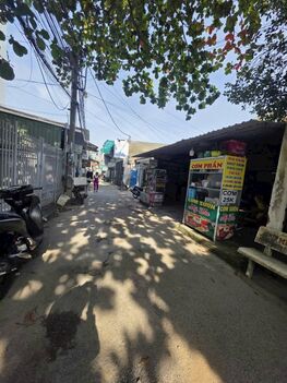 thu nhập 300tr/năm - nền đep có sẵn dãy trọ và kiot hẻm 331 nguyễn văn cừ, cái khế , DT6x40m nở hậu 10m