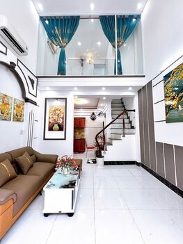 BÁN NHÀ 1trệt 1lửng 1lầu - NHÀ ĐẸP - NHÀ NHỎ XINH XẮN (Hẻm 90 Hùng Vương)